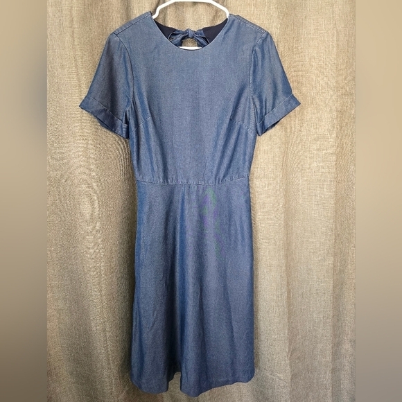BANANA REPUBLIC Denim CHAMBRAY A Line Fit & Flare Short Sleeve Dress Size 0 - Picture 1 of 6